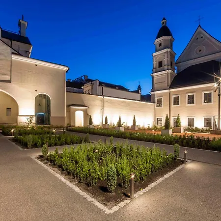 Domus Maria-2