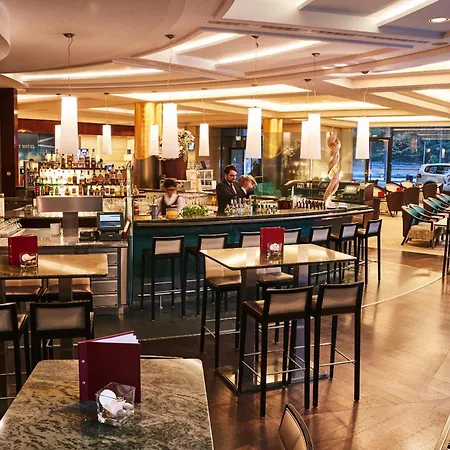 Steigenberger Airport Hotel Frankfurt-3
