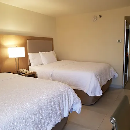 Hampton Inn Monterrey-Airport-3