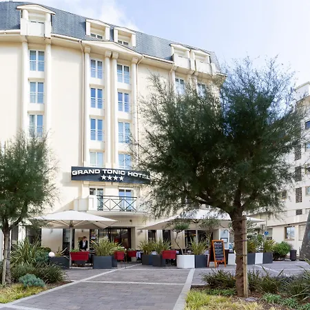 Grand Tonic Hotel & Spa Nuxe-3