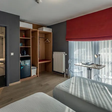 New Hotel De Lives-3