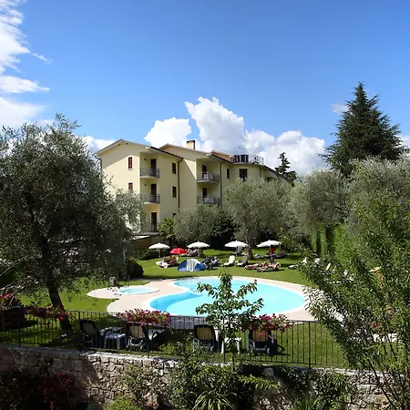 Eco Hotel Benacus-3