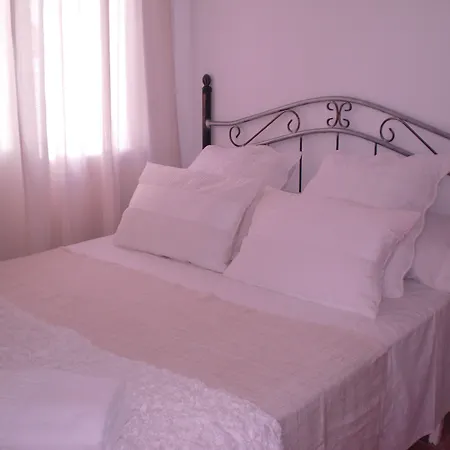Hostal Residencial La Paloma-2