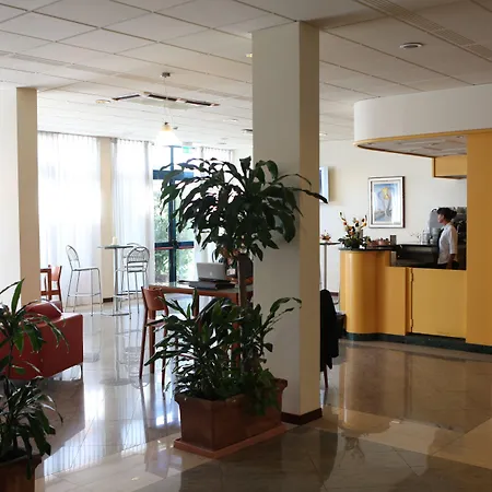 Euro Hotel-2