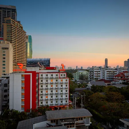 Easy Planet Bangkok Asoke-3