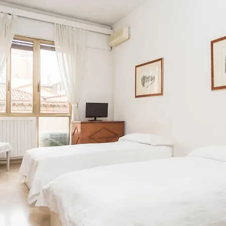 Cristina Rossi Bed And Breakfast-3
