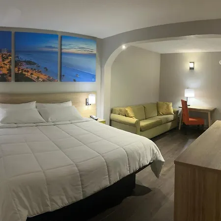 Days Inn & Suites By Wyndham Tampa Fairground-Casino-Ybor-2