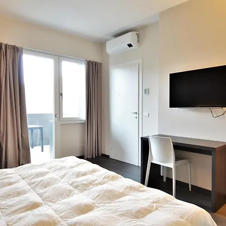 Venice Terminal Apartments & Suites-3