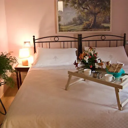 Appartamenti Vacanze e Camere Roccetta Fiorita-3