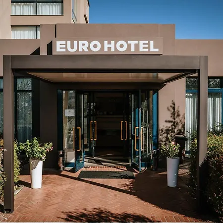 Euro Hotel-3