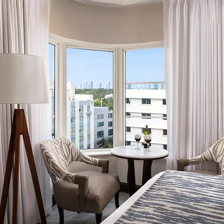 The Palms Hotel & Spa-3
