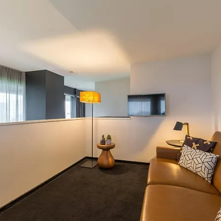 Leonardo Hotel Groningen-3