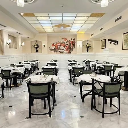 Hotel Johann Strauss-2