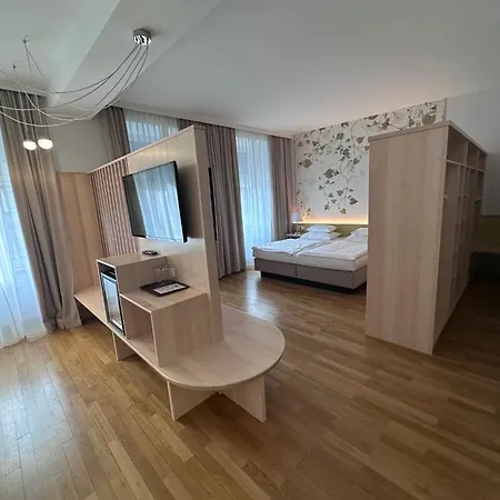 Hotel Caroline-2