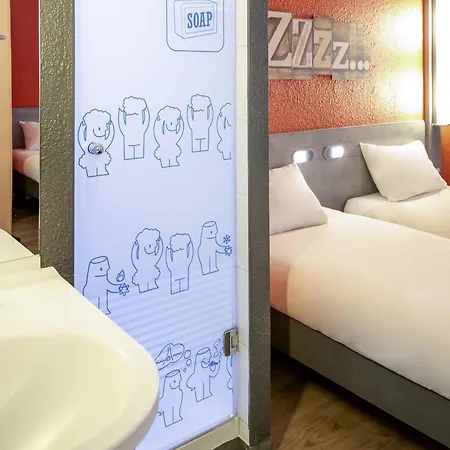 Ibis Budget Marseille Timone-2