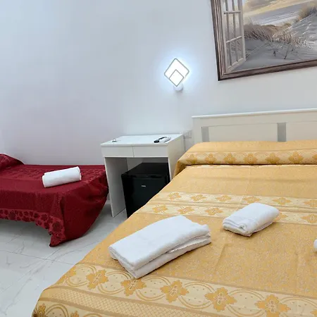 Hotel Eurorooms-3