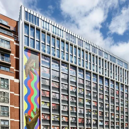 Citizenm London Victoria Station-3