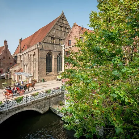Hotel Le Bois De Bruges-3