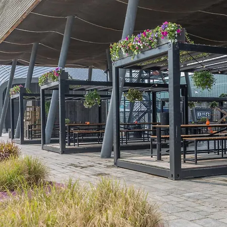Leonardo Hotel Almere City Center-2