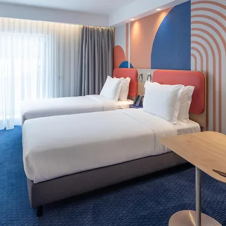 Holiday Inn Express&Suites Lisbon - Príncipe Real by IHG-3