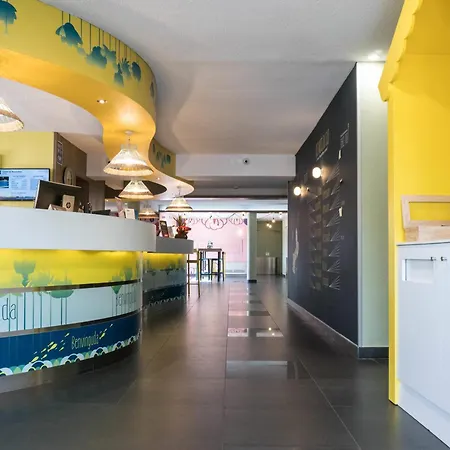 ibis Styles Perpignan Canet En Roussillon-2
