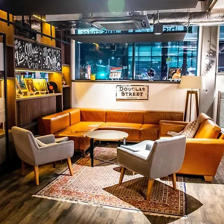 Ibis Styles Glasgow Central-2