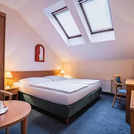 EA Hotel Tosca-3