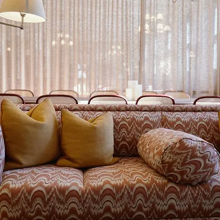WIDE Hotel-3