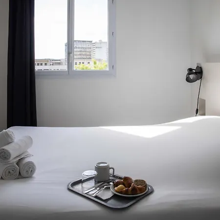 Ténéo Apparthotel Bordeaux - Gare Saint Jean-2