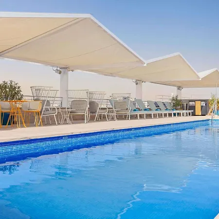 Novotel Sevilla-3