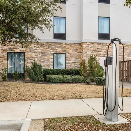 Hampton Inn & Suites Dallas/Plano-East-3
