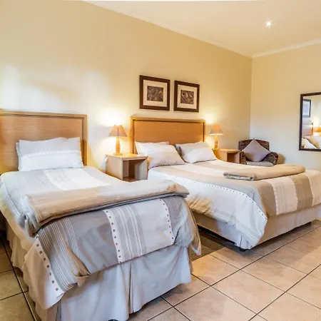 Treetops Guesthouse-2