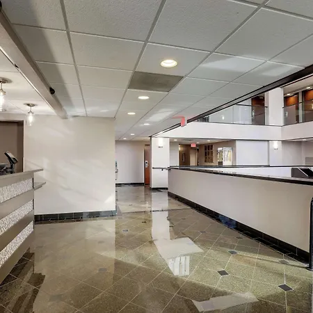 Drury Inn & Suites Springfield-3