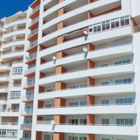 Urban Flamingo Residence-2