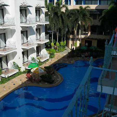 Naklua Beach Resort-2