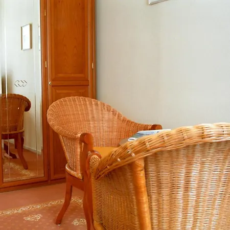 Hotel Lindenhof-3