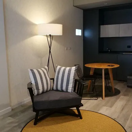 Urbanica The Suite-2