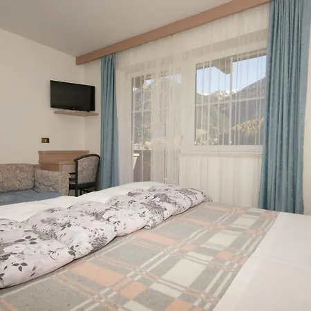 Hotel Villa Mozart-3