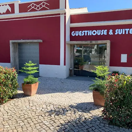 Lost&Found - Guesthouse&Suites-3