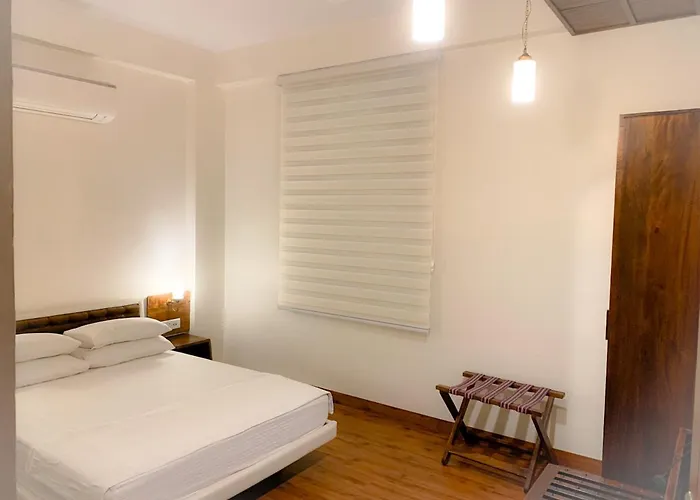 Bhola Bhawan Bed And Breakfast