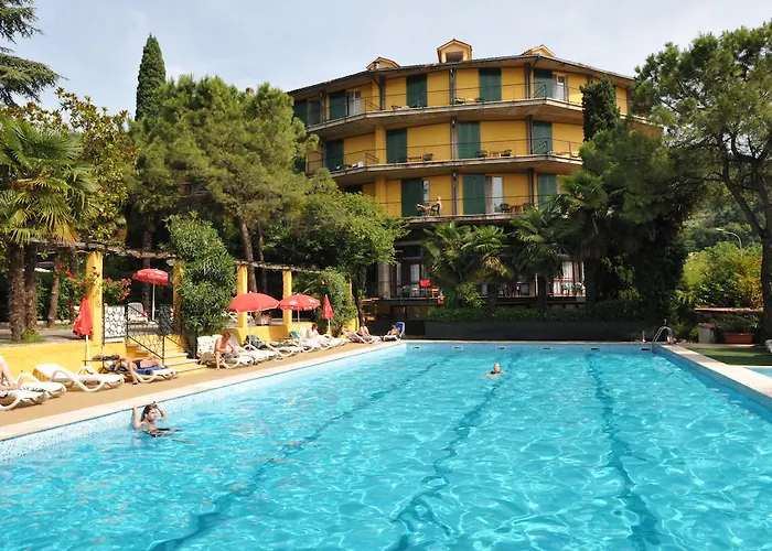 Hotel Palme & Suite Garda 