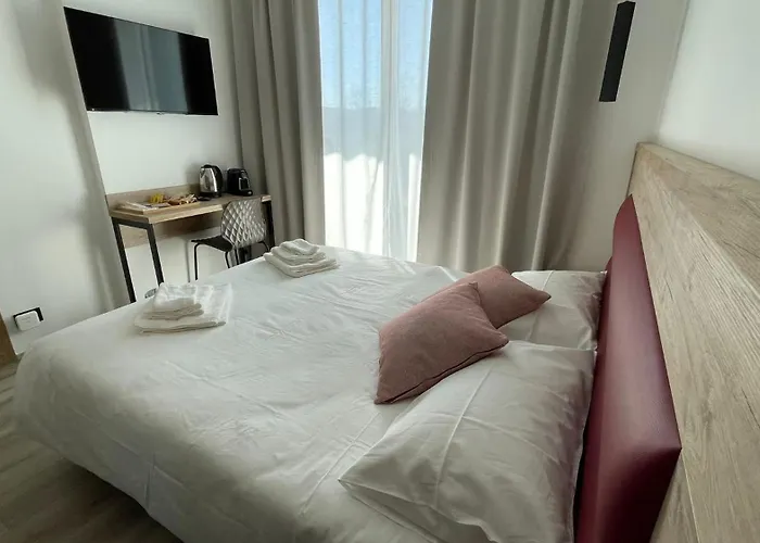 Bari Airport Rooms