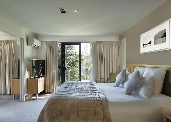 Novotel Queenstown Lakeside