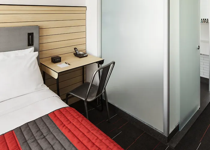 Pod Times Square Hotel New York