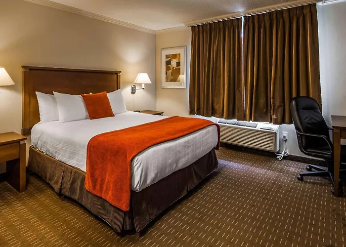 Best Western Plus Guildwood Inn