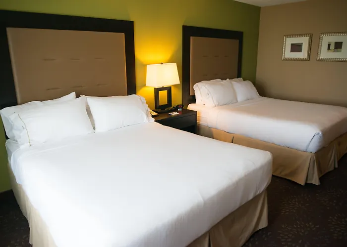 Holiday Inn Express & Suites Northwood