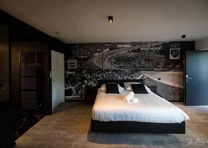 Boutique Hôtel, La Cour de la Reine&Rooftop