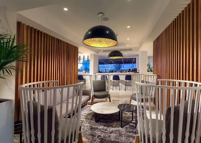 The Blue Ivy Hotel & Suites (Adults Only)