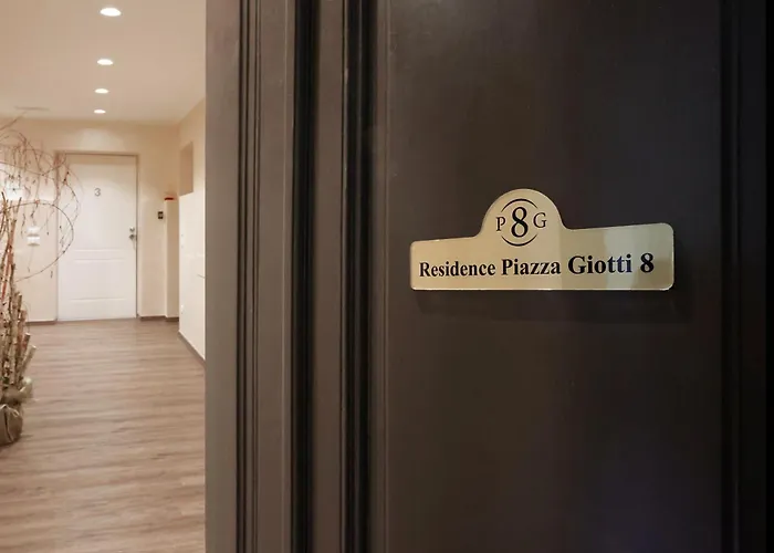 Residence Piazza Giotti 8