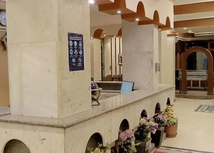 Eiffel Hotel Hurghada